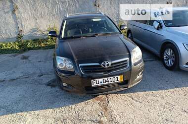 Универсал Toyota Avensis 2008 в Луцке