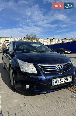 Седан Toyota Avensis 2009 в Калуші