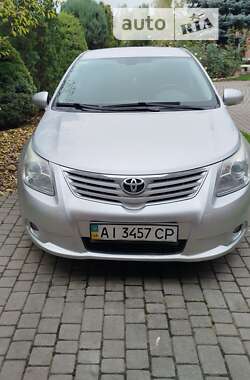 Седан Toyota Avensis 2011 в Козині