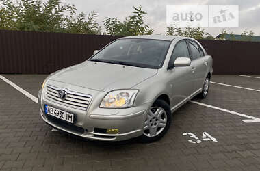 Седан Toyota Avensis 2004 в Вінниці