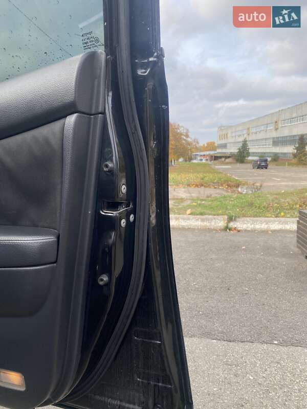 Седан Toyota Avensis 2007 в Киеве