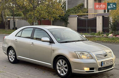 Ліфтбек Toyota Avensis 2004 в Одесі