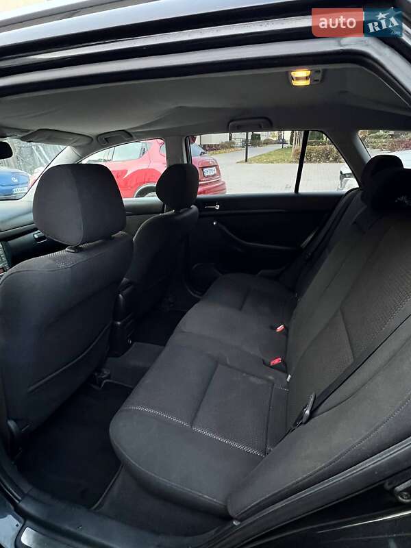 Универсал Toyota Avensis 2005 в Киеве