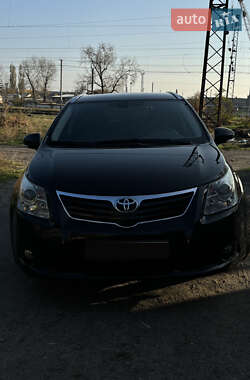 Универсал Toyota Avensis 2011 в Днепре