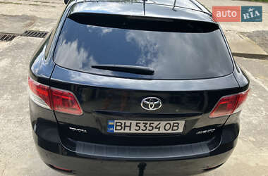 Универсал Toyota Avensis 2010 в 