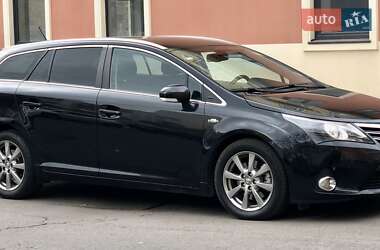 Універсал Toyota Avensis 2012 в Одесі