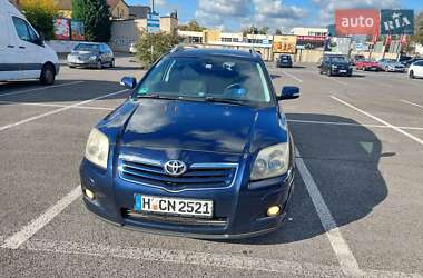 Універсал Toyota Avensis 2006 в Кременці