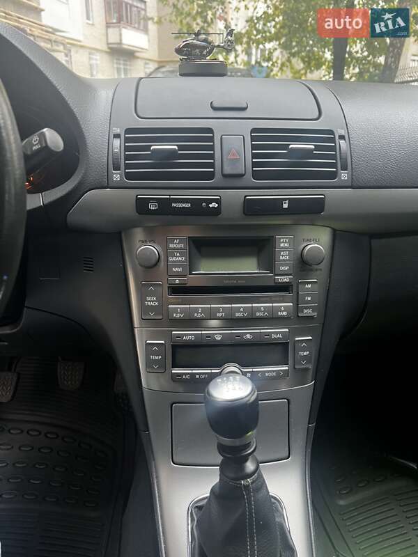 Универсал Toyota Avensis 2008 в Луцке