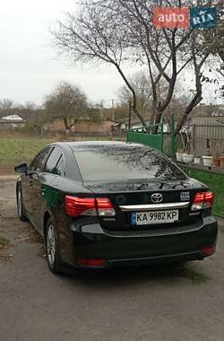 Седан Toyota Avensis 2012 в Житомире