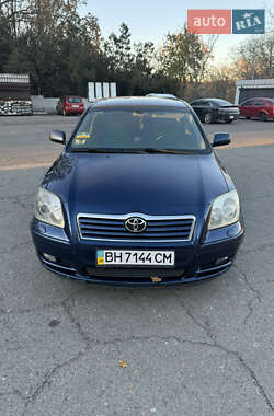 Седан Toyota Avensis 2003 в Одесі