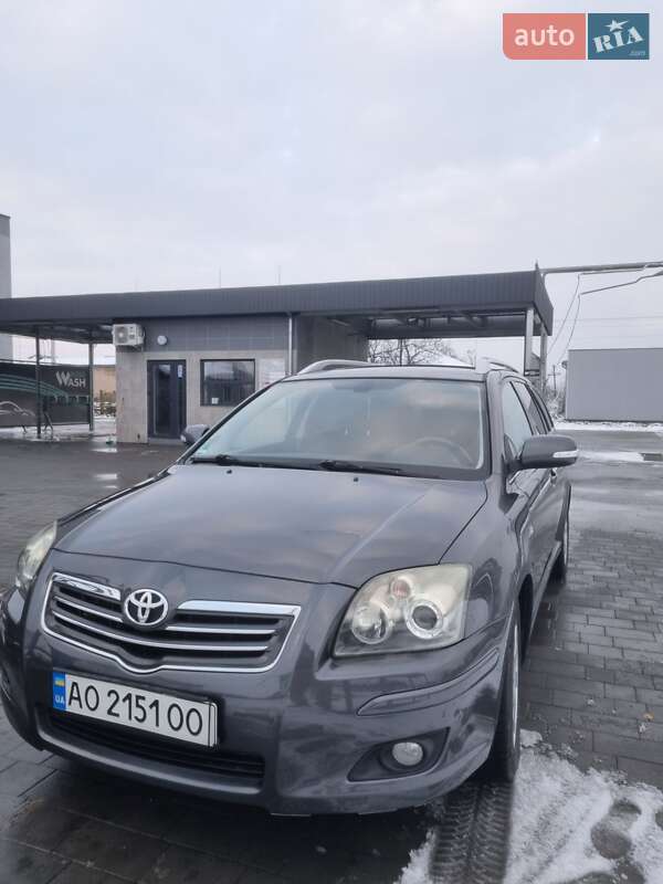 Універсал Toyota Avensis 2009 в Виноградові