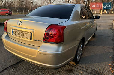 Седан Toyota Avensis 2003 в Черновцах