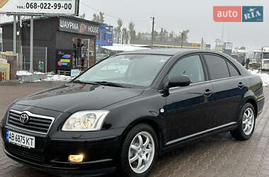 Лифтбек Toyota Avensis 2006 в Виннице