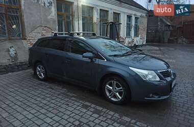 Универсал Toyota Avensis 2011 в Ильинцах