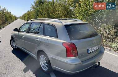 Универсал Toyota Avensis 2005 в Христиновке