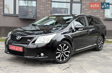 Универсал Toyota Avensis 2010 в Львове