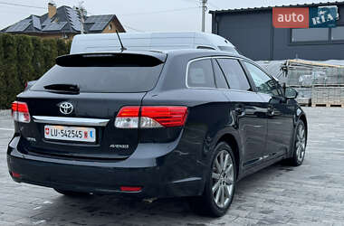 Универсал Toyota Avensis 2013 в Луцке