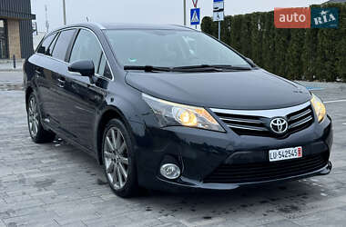 Универсал Toyota Avensis 2013 в Луцке