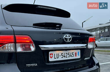 Универсал Toyota Avensis 2013 в Луцке