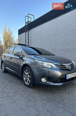 Універсал Toyota Avensis 2012 в Одесі