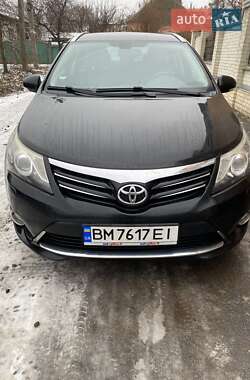 Універсал Toyota Avensis 2012 в Сумах