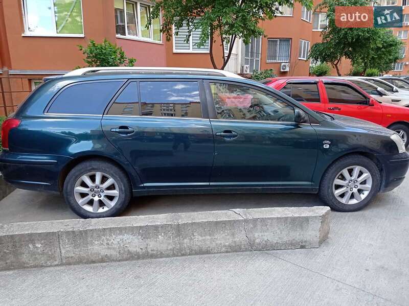 Универсал Toyota Avensis 2003 в Одессе