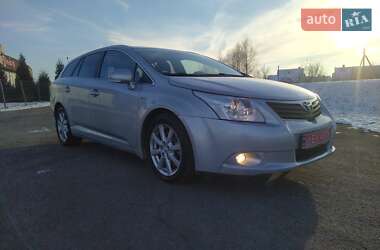 Універсал Toyota Avensis 2009 в Рівному