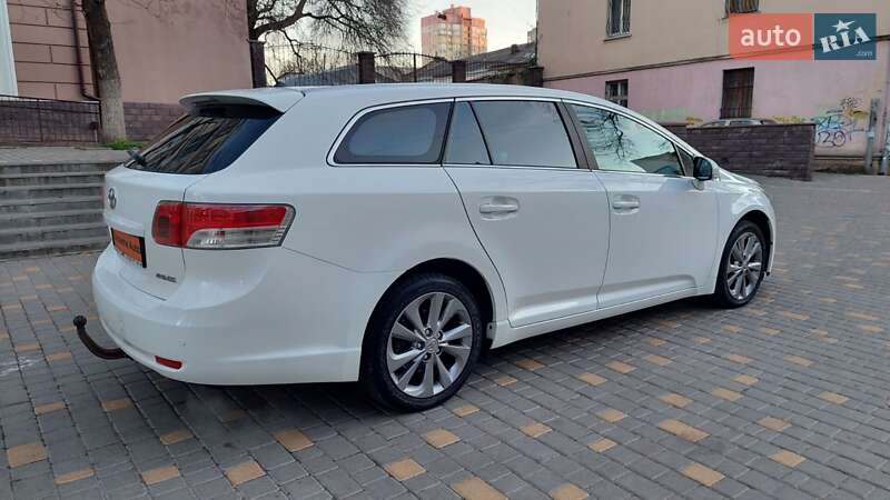Универсал Toyota Avensis 2010 в Одессе