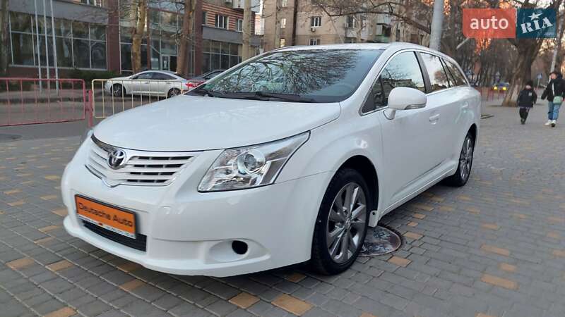 Универсал Toyota Avensis 2010 в Одессе