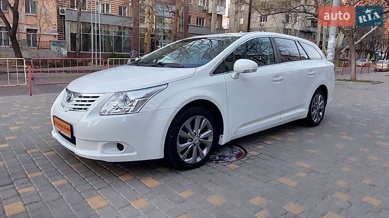Универсал Toyota Avensis 2010 в Одессе