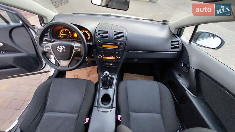 Универсал Toyota Avensis 2010 в Одессе