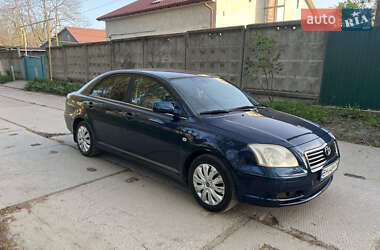 Ліфтбек Toyota Avensis 2004 в Одесі