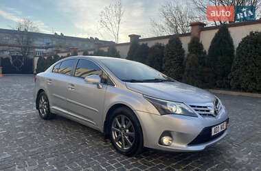 Седан Toyota Avensis 2013 в Коломиї