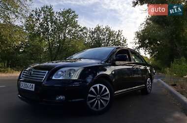 Седан Toyota Avensis 2004 в Черкассах