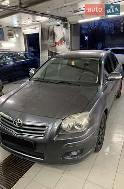 Седан Toyota Avensis 2007 в Одесі