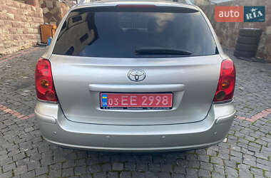 Універсал Toyota Avensis 2006 в Тернополі