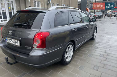 Універсал Toyota Avensis 2007 в Житомирі