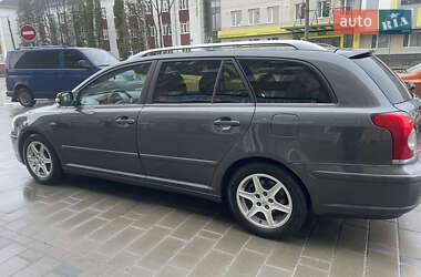 Універсал Toyota Avensis 2007 в Житомирі