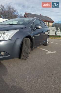 Универсал Toyota Avensis 2009 в Ужгороде