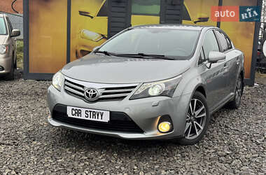 Седан Toyota Avensis 2012 в Стрию