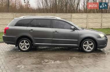 Універсал Toyota Avensis 2007 в Рожище