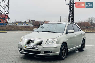 Седан Toyota Avensis 2005 в Бучі