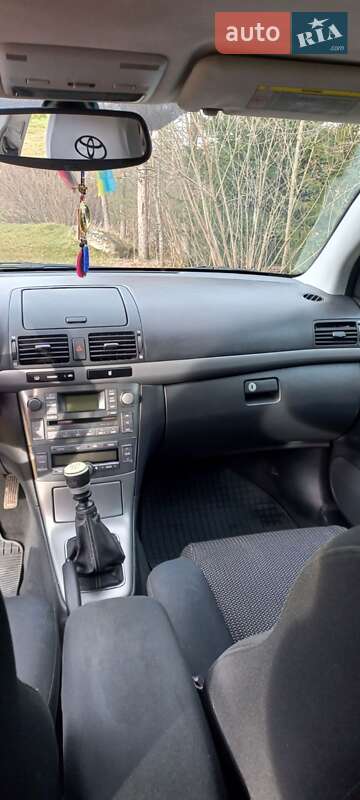 Универсал Toyota Avensis 2006 в Сколе