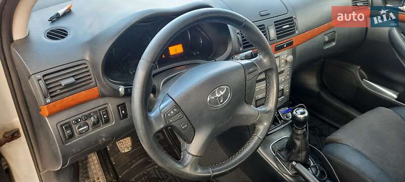 Универсал Toyota Avensis 2006 в Львове фото 3 Универсал Toyota Avensis 2006 в Львове