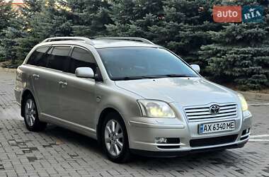 Універсал Toyota Avensis 2003 в Харкові