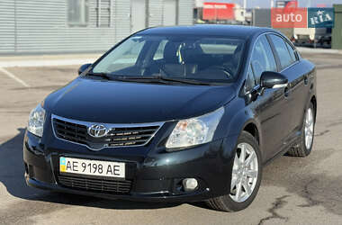 Седан Toyota Avensis 2011 в Дніпрі