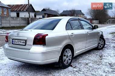 Седан Toyota Avensis 2003 в Виннице