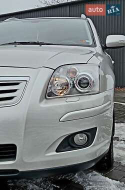 Універсал Toyota Avensis 2008 в Кам'янському