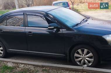 Седан Toyota Avensis 2008 в Харкові