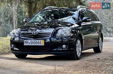 Універсал Toyota Avensis 2008 в Умані